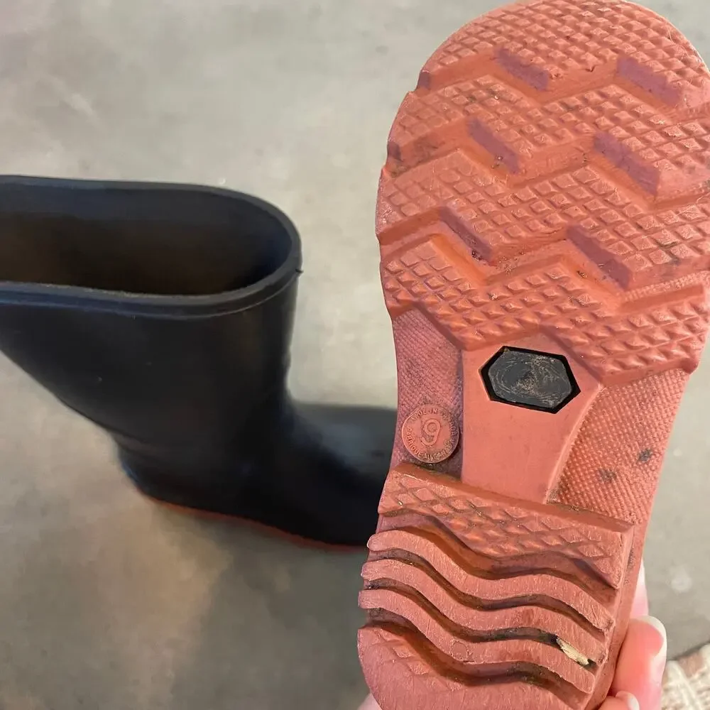 Toddler black industrial high top rain boots size 9 outdoor shoes